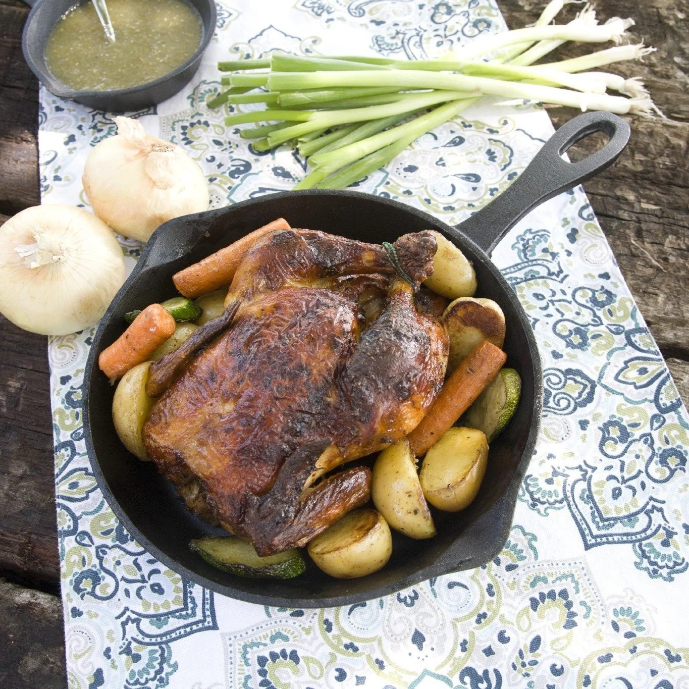 10-in Cast Iron Skillet - Image 3