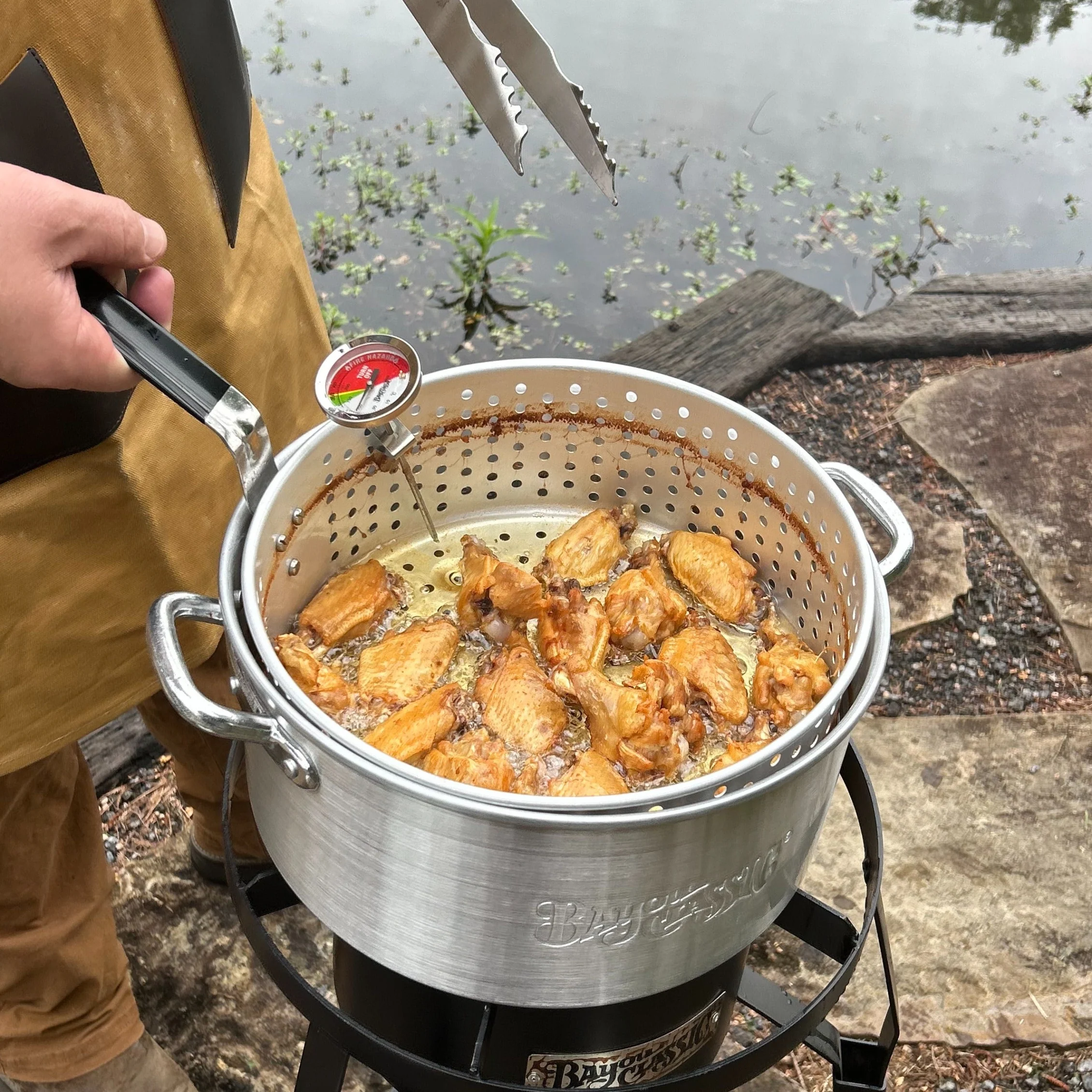 10-qt Aluminum Fry Pot with Basket - Image 3